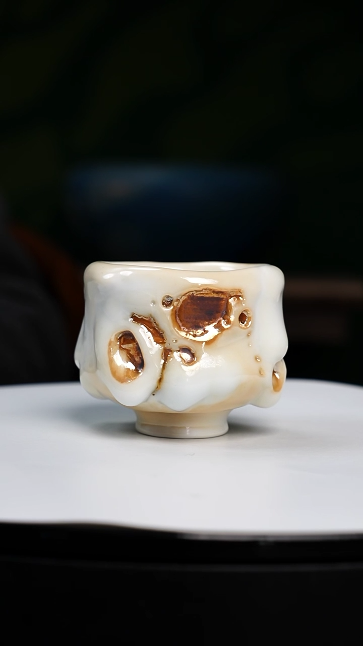 【闪购商品】吴远中未名窑蒙涛金银彩堆釉虫蛀志野