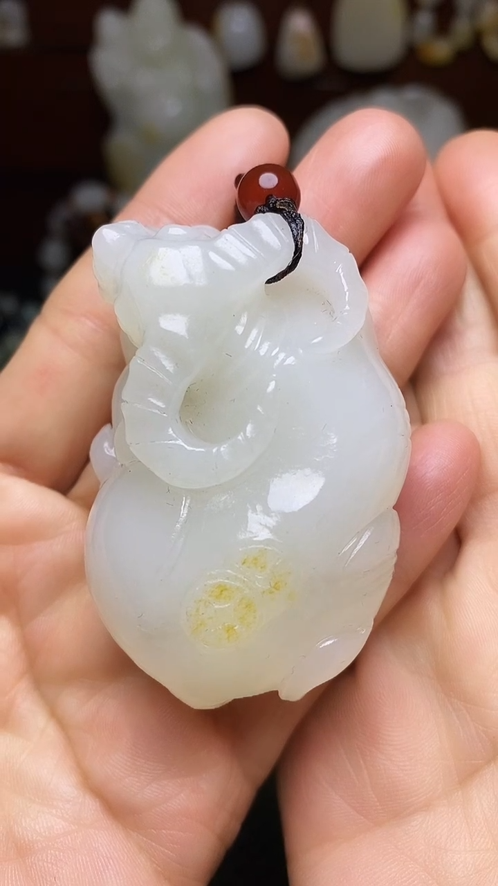 未镶嵌和田玉挂件1