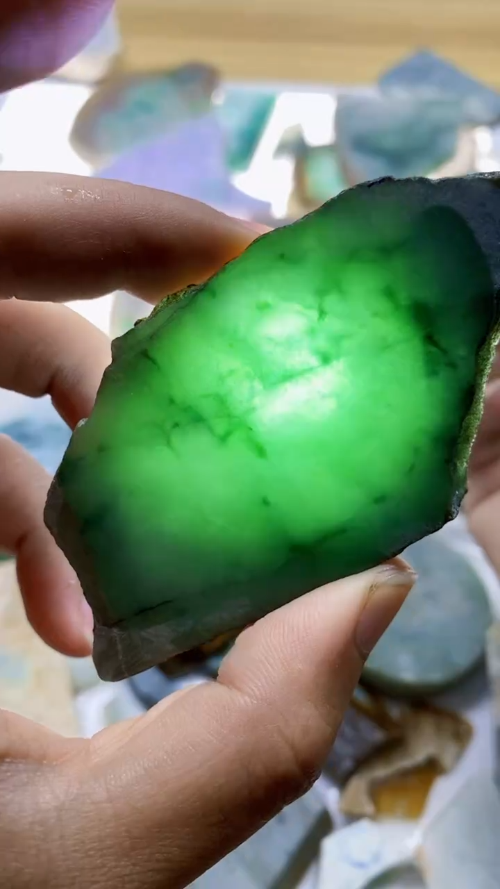 翡翠裸石13号翡翠a货片料裸石、可代加工