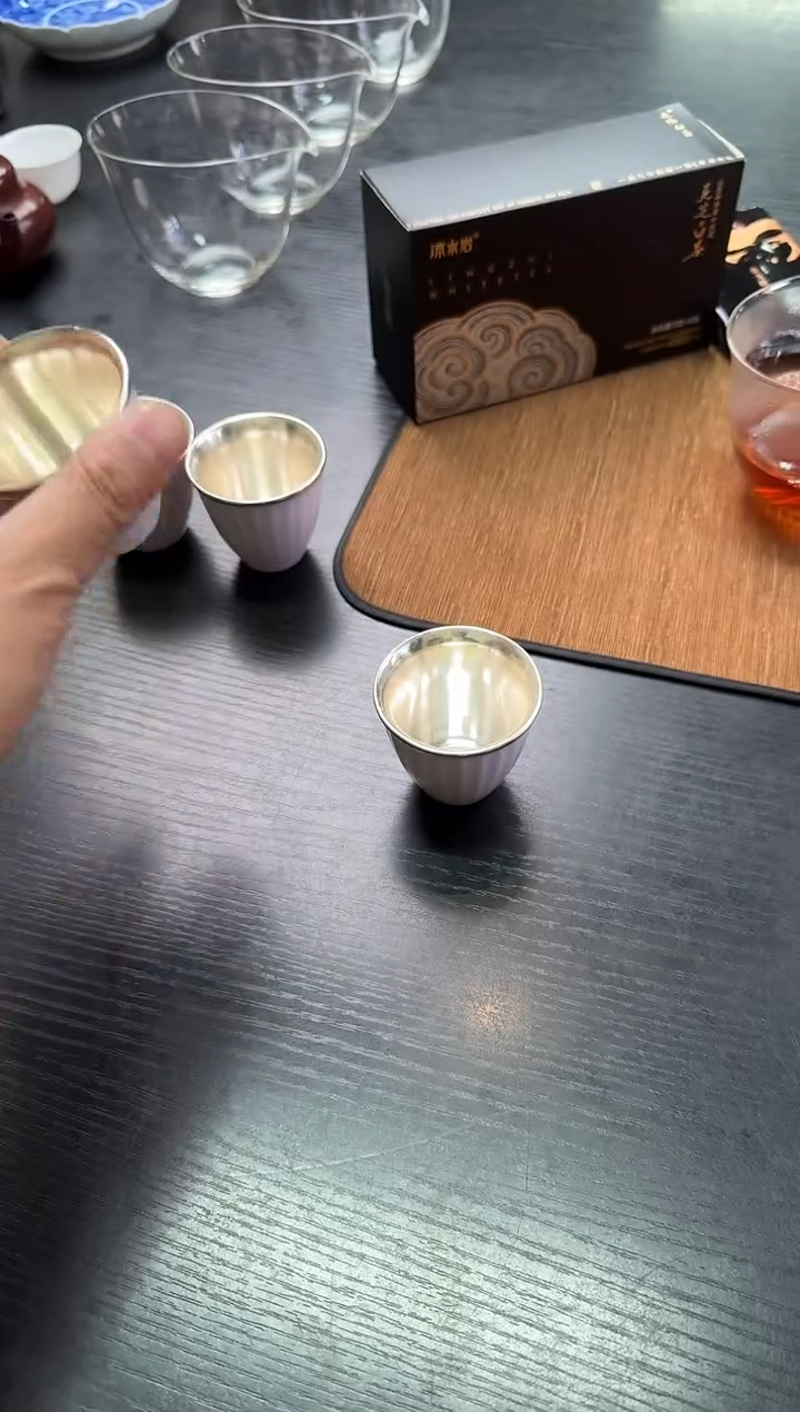 *笨*瓷包银粉杯----