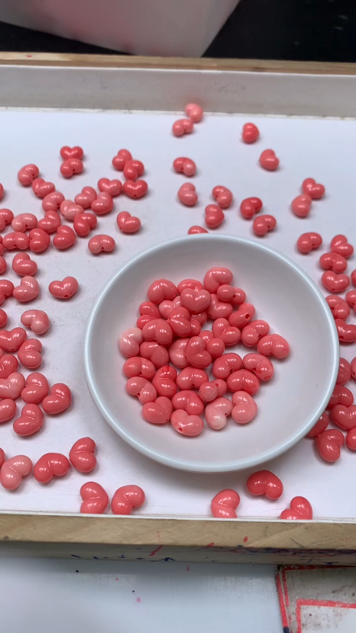 未镶嵌散珠拼合珍珠（马贝珠）E36 女皇贝 爱心9*12mm5个6.8元