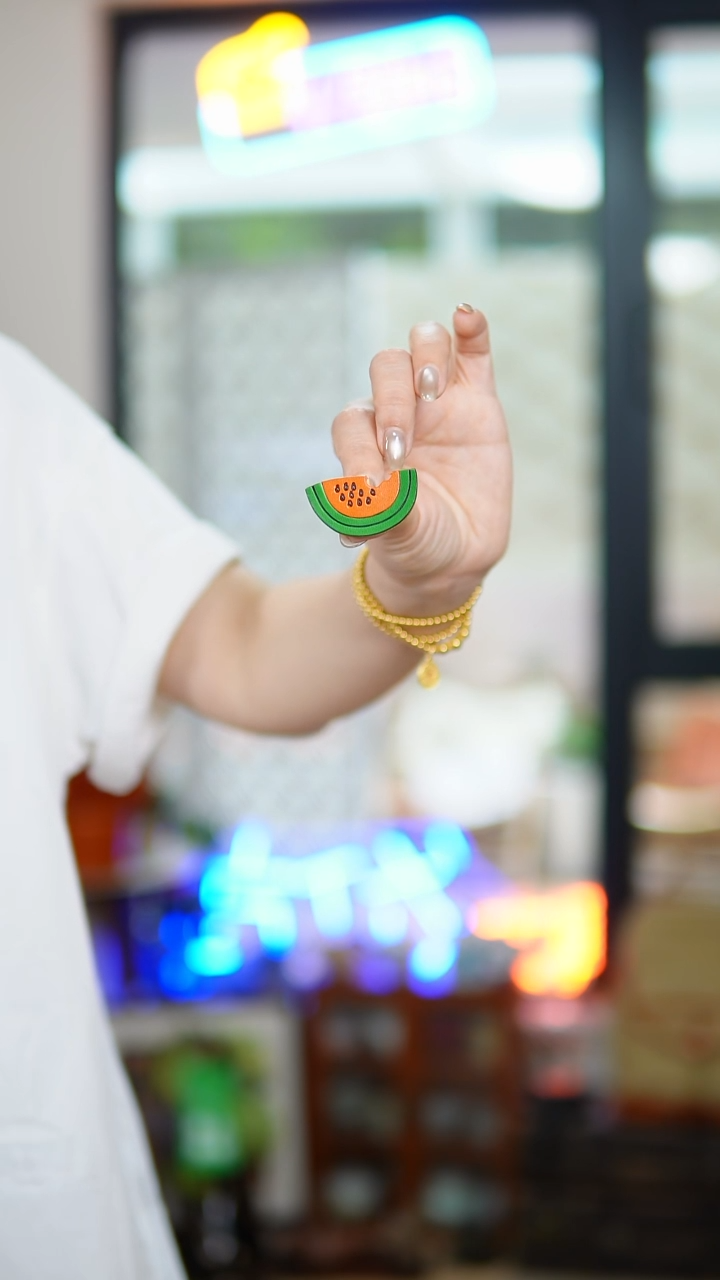 牛皮不退换！西瓜胸针