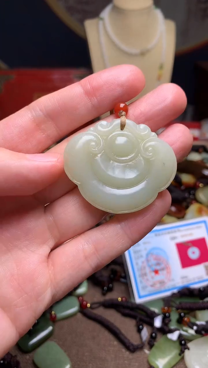 颈饰未镶嵌和田玉新疆料青海料清水和田玉吊坠