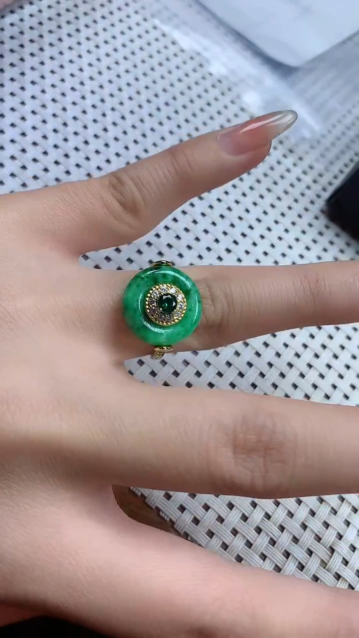 【闪购商品】翡翠戒指银S925镶嵌戒指