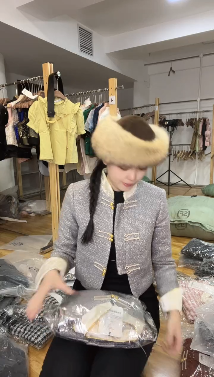 S码         95斤  外套