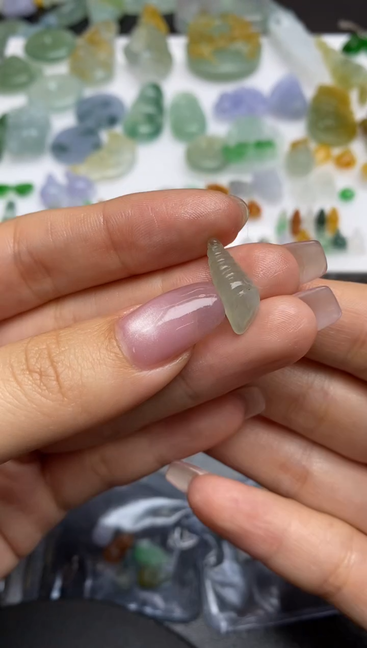 【闪购商品】定制翡翠未镶嵌翡翠毛货~