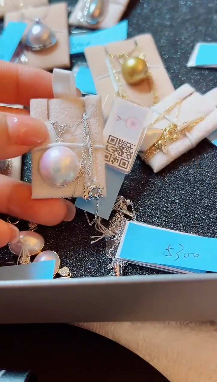 未镶嵌吊坠拼合珍珠（马贝珠）意向金99总6000