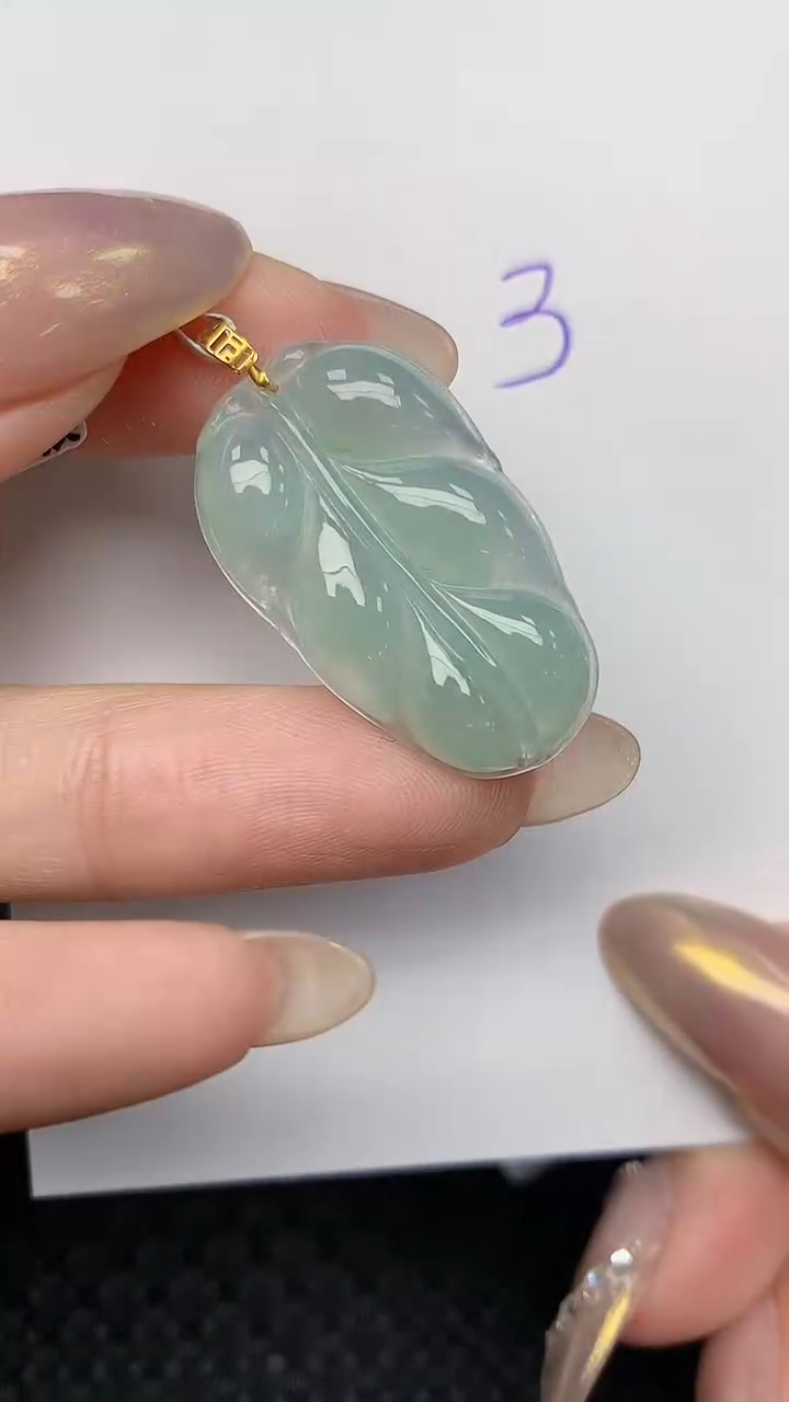 【闪购商品】翡翠颈饰18K金镶嵌天然翡翠A货，