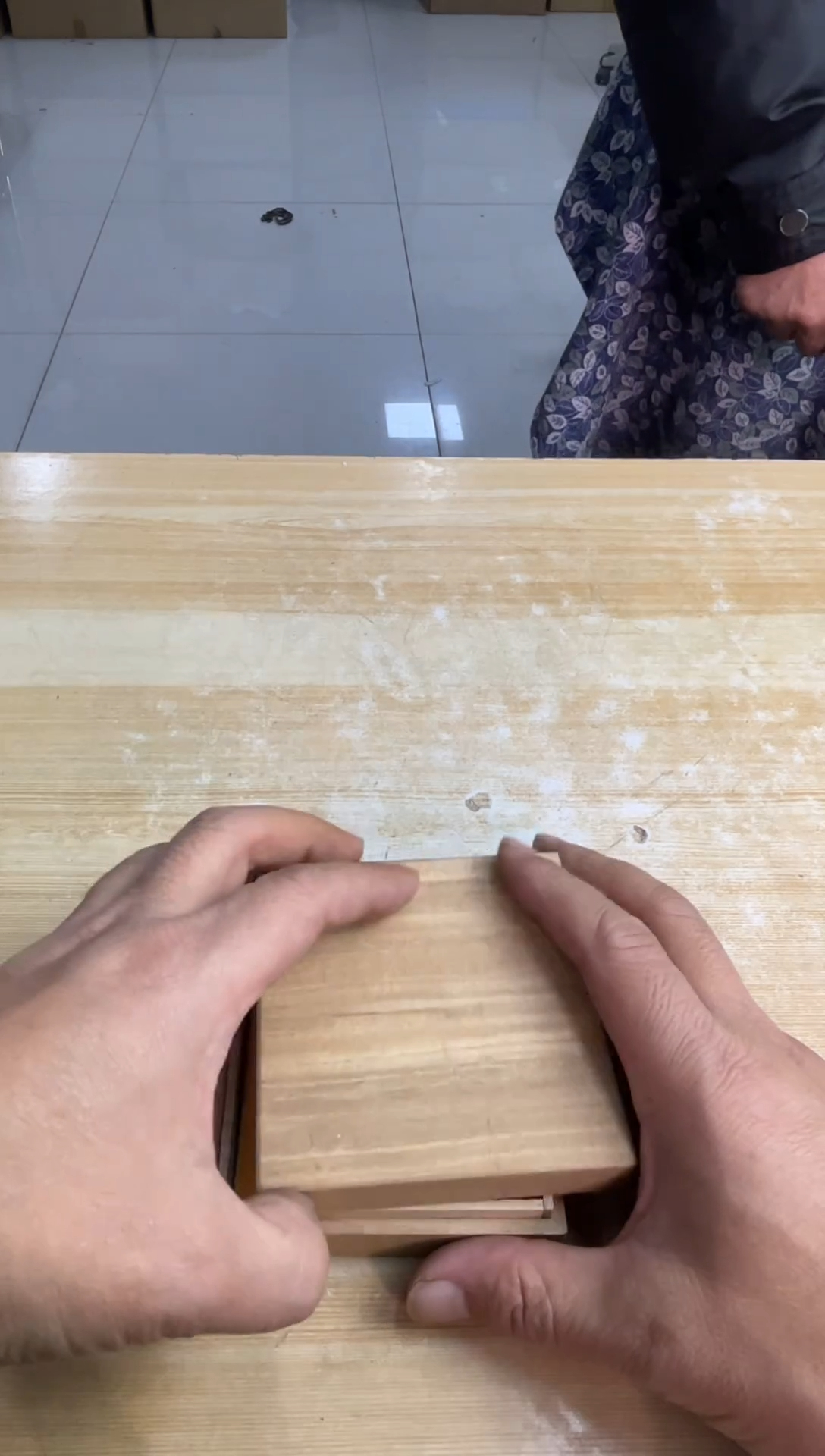 兰**痕默认微瑕，no退no换，介意勿拍