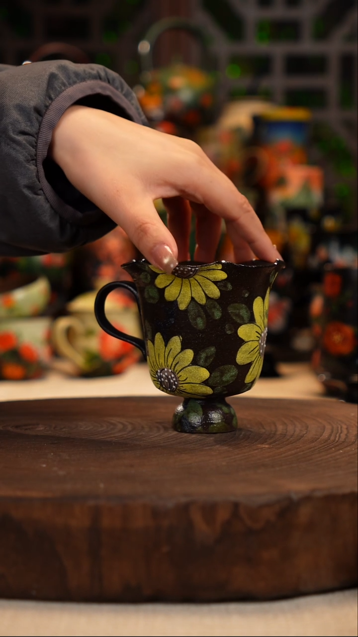 油画    釉下彩   杯子