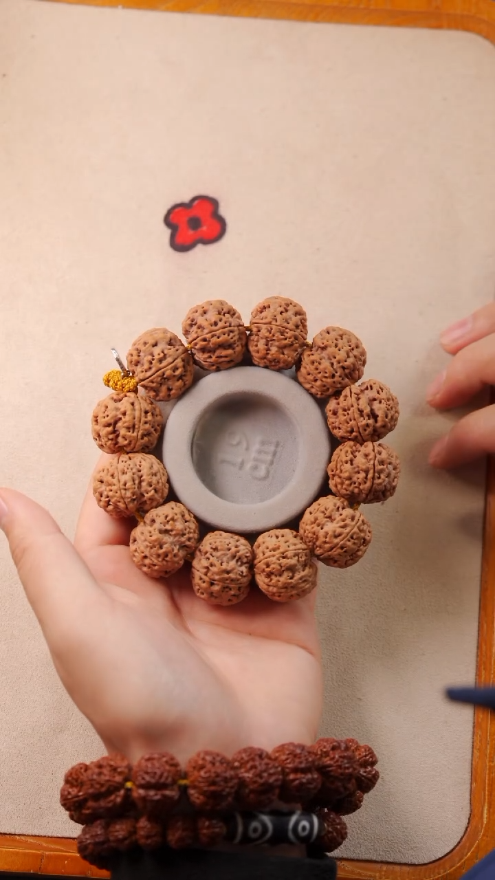 【闪购商品】金刚菩提手串27MM 标款