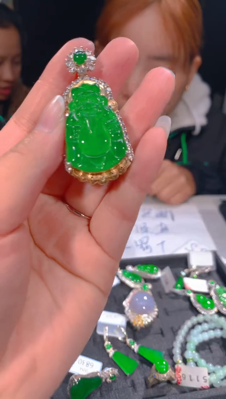 【闪购商品】定制翡翠未镶嵌89多样性发货（发其一）