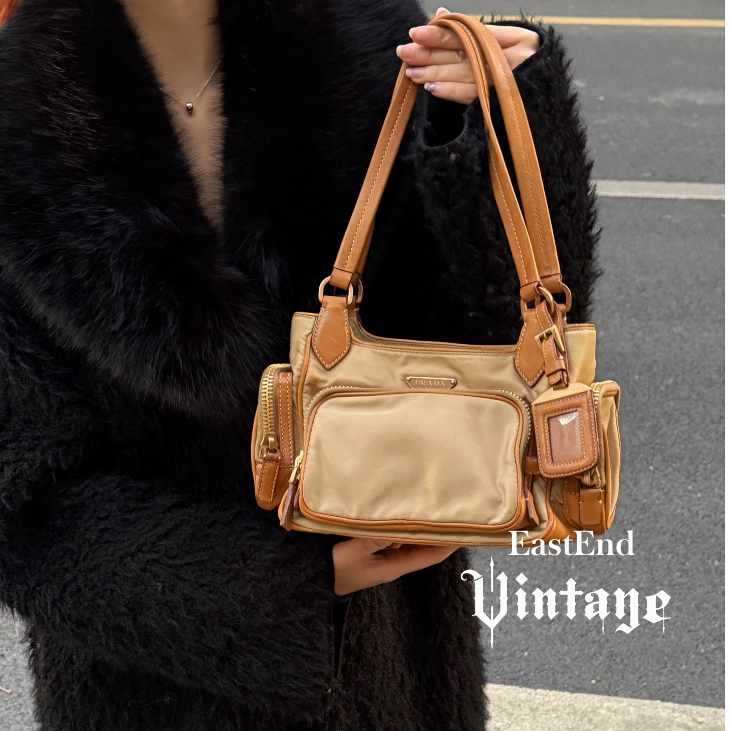 95新 Prada/普拉达 東区-卡其色尼龙拼皮多口袋机车包小号/88947