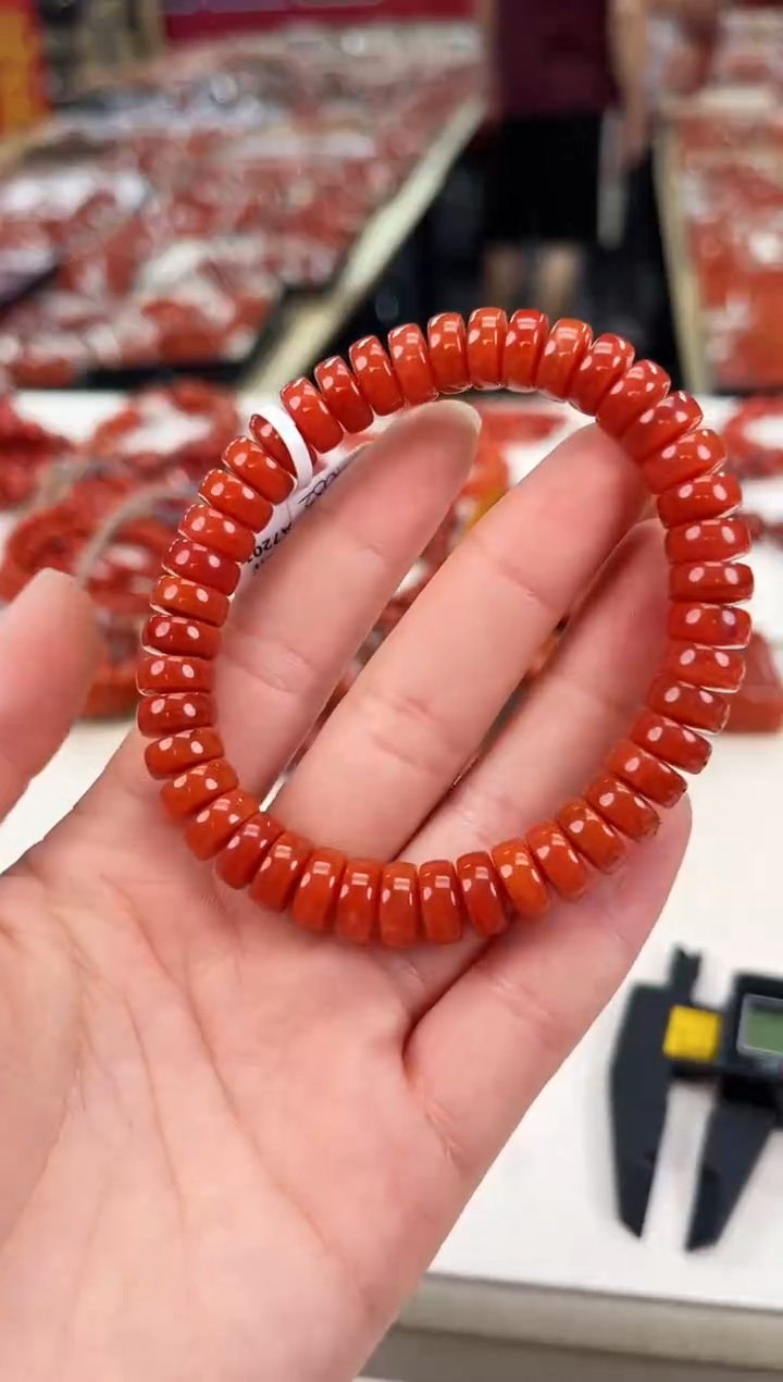 南红玛瑙瓦西片片手串9+未镶嵌一个/条