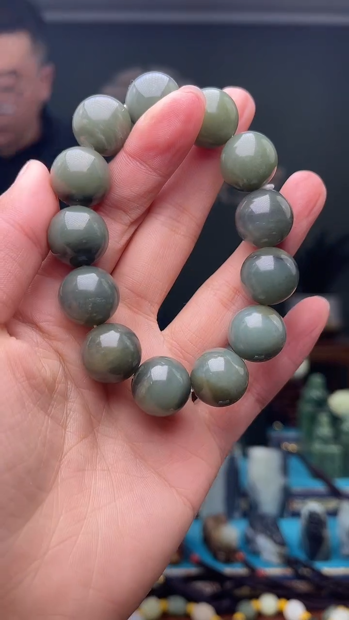 未镶嵌和田玉挂件1