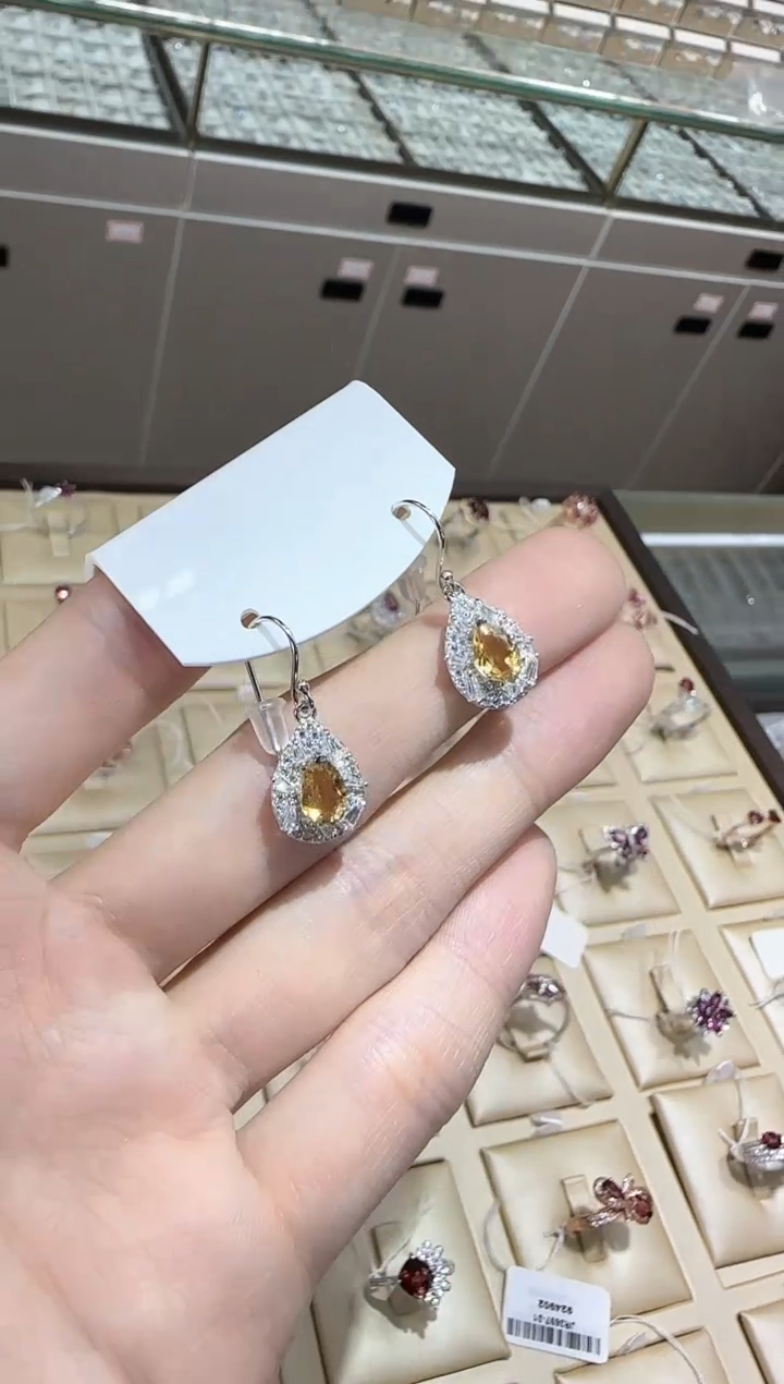 【闪购商品】黄晶耳饰银S925镶嵌设计款