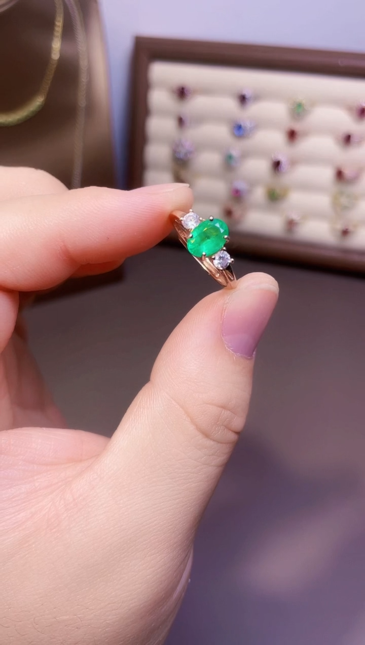 【闪购商品】祖母绿戒指银S925镶嵌1