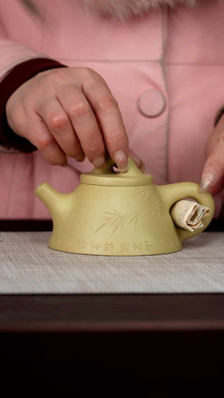 【闪购商品】宜兴原矿紫砂壶茶壶200C