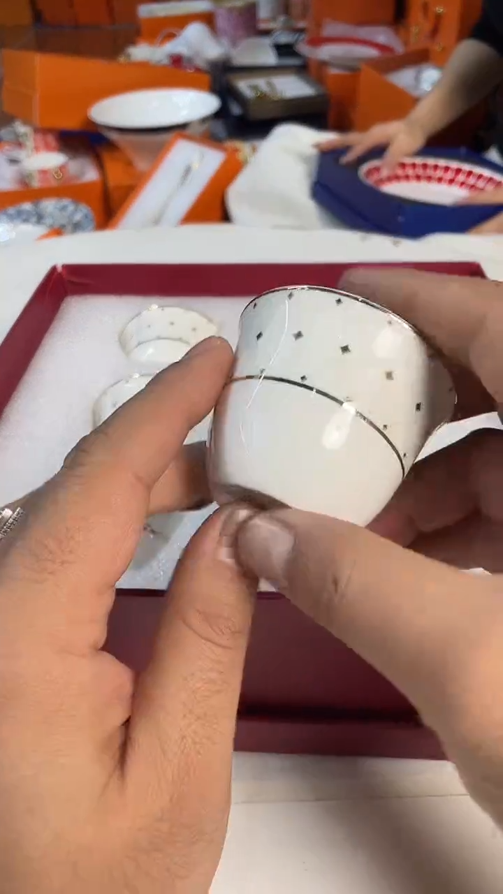 杯鸿辉家品牌瓷器，京东包邮！