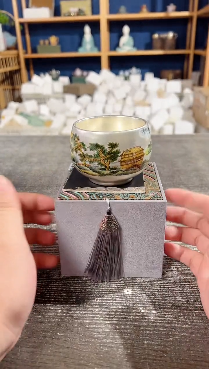 【闪购商品】其他周鸿杰赢定江山大号鎏银杯礼盒装