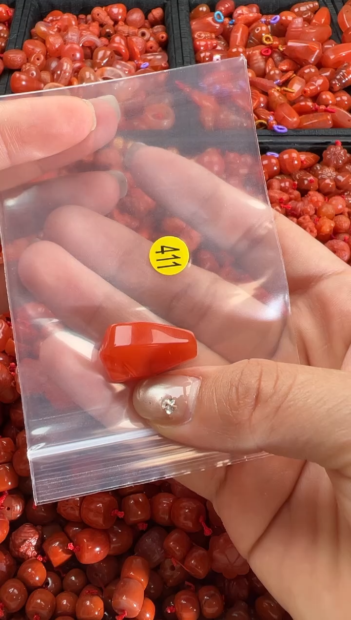 【闪购商品】南红玛瑙颈饰未镶嵌1