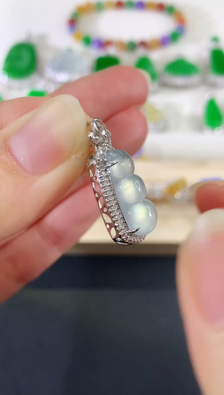 吊坠(不含链)18K金镶嵌翡翠30|7800