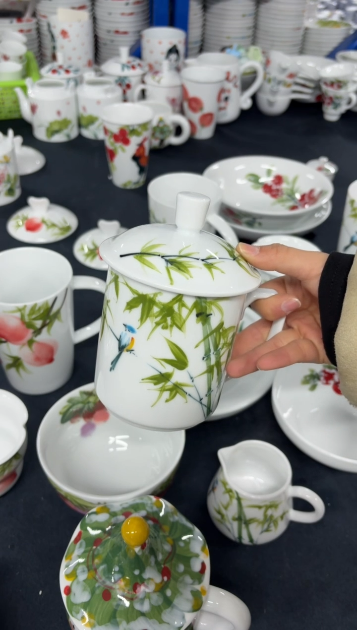 景德镇高温陶瓷食品级手绘釉中彩-大老板杯