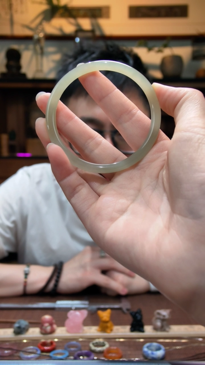 和田玉手镯未镶嵌21和田玉手镯XE00150