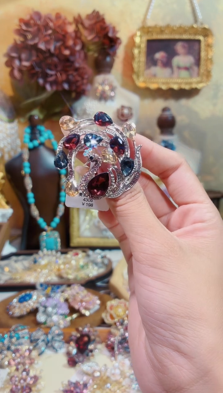 合成立方氧化锆铜合金美拉德天鹅