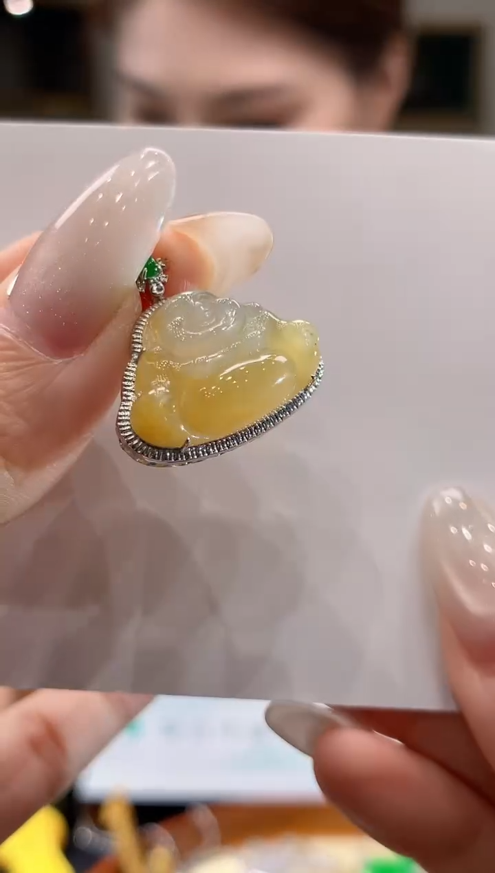 吊坠(不含链)18K金镶嵌翡翠44黄翡佛公吊坠