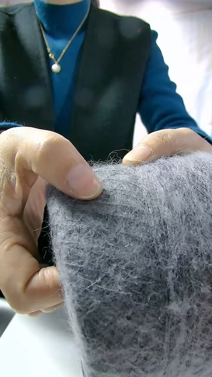 【F155   18°灰】万支安哥拉羊毛马海毛1团(5两)  (双股9号针)    