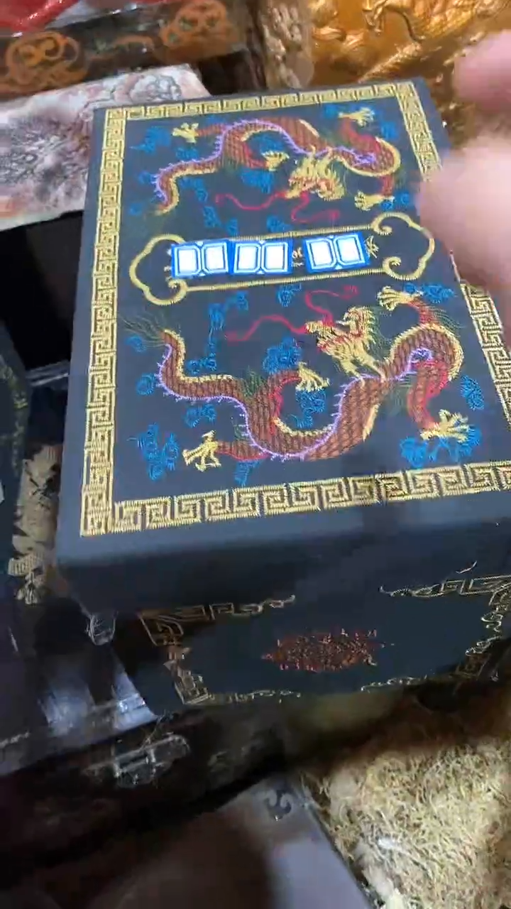 织绣黑箱------(晓晓甄选)开