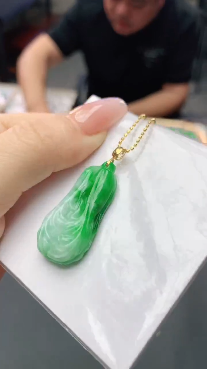 【闪购商品】翡翠颈饰18K金镶嵌赠礼盒证书