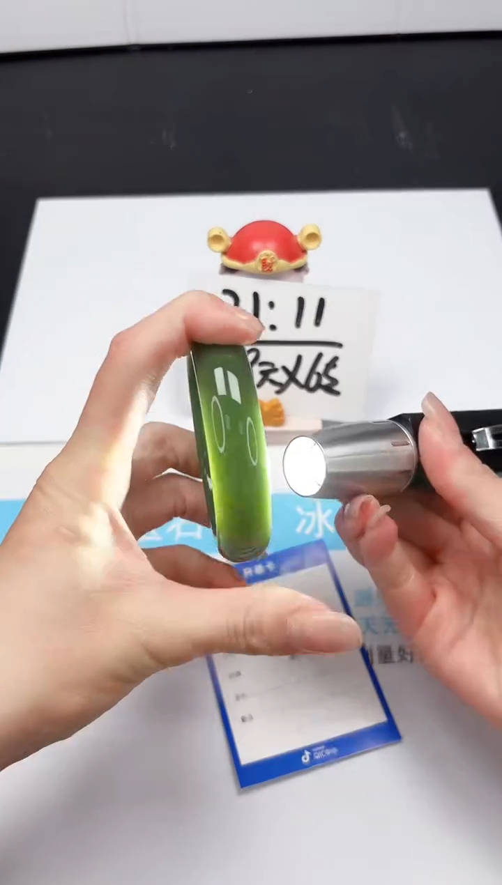 【闪购商品】石英质玉手镯未镶嵌00