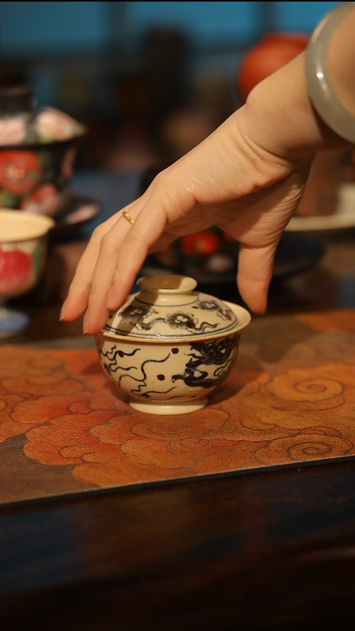 陶瓷景德镇高温釉下彩手工手绘款式