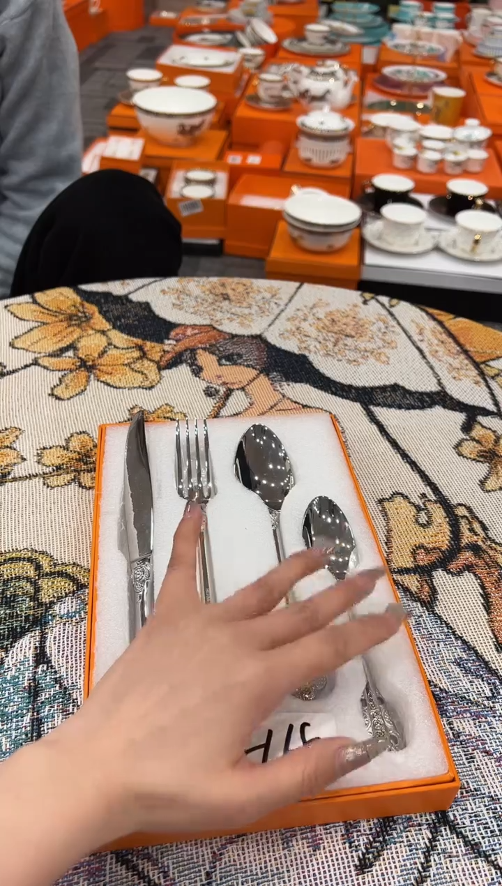 【闪购商品】杯H65--------------