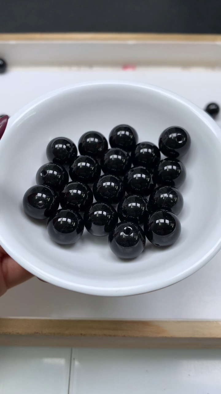 未镶嵌散珠玛瑙/玉髓B353 黑玛瑙12mm5颗6.8元