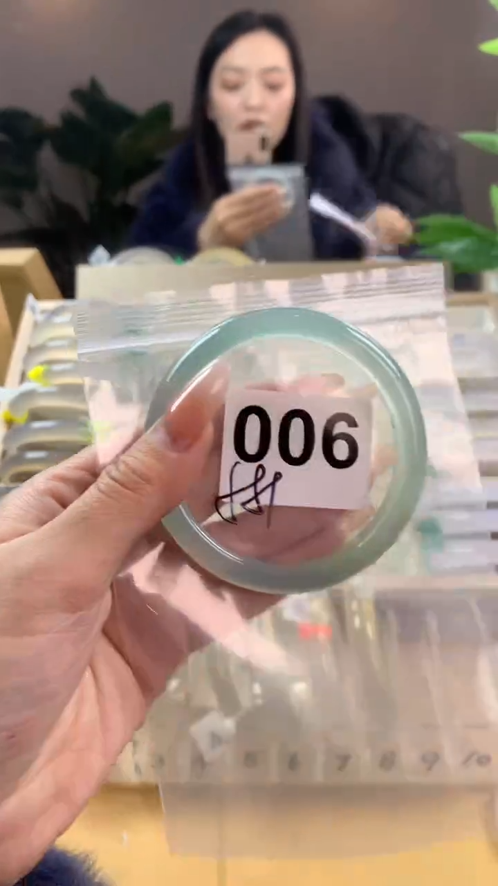 【闪购商品】玛瑙/玉髓手镯未镶嵌006