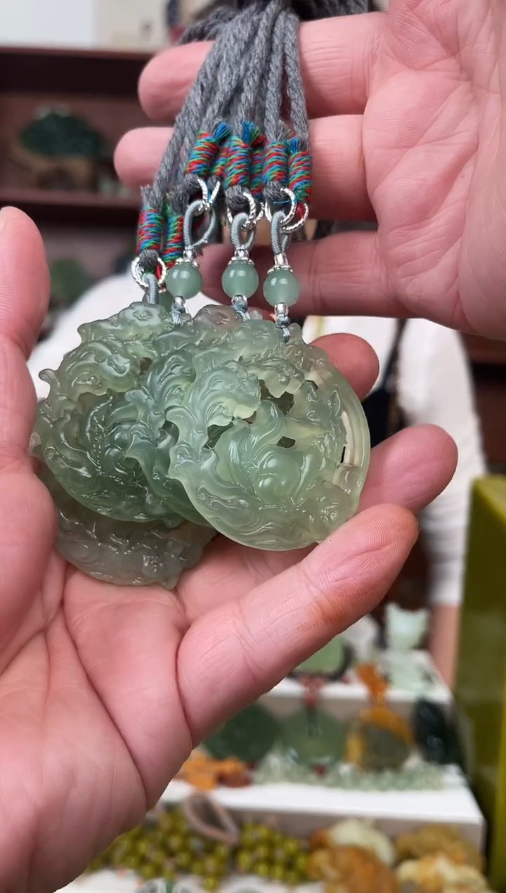 未镶嵌蛇纹石玉颈饰多样性发货拍一发一