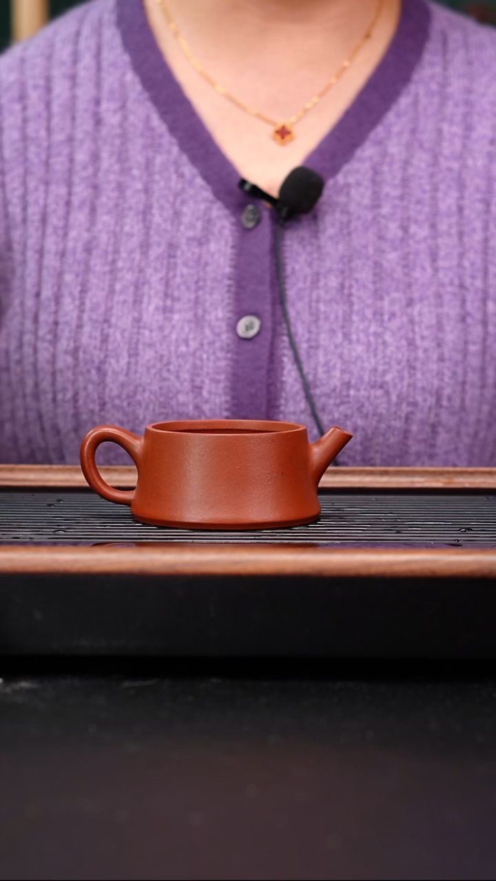 茶壶紫砂红皮龙云柱140