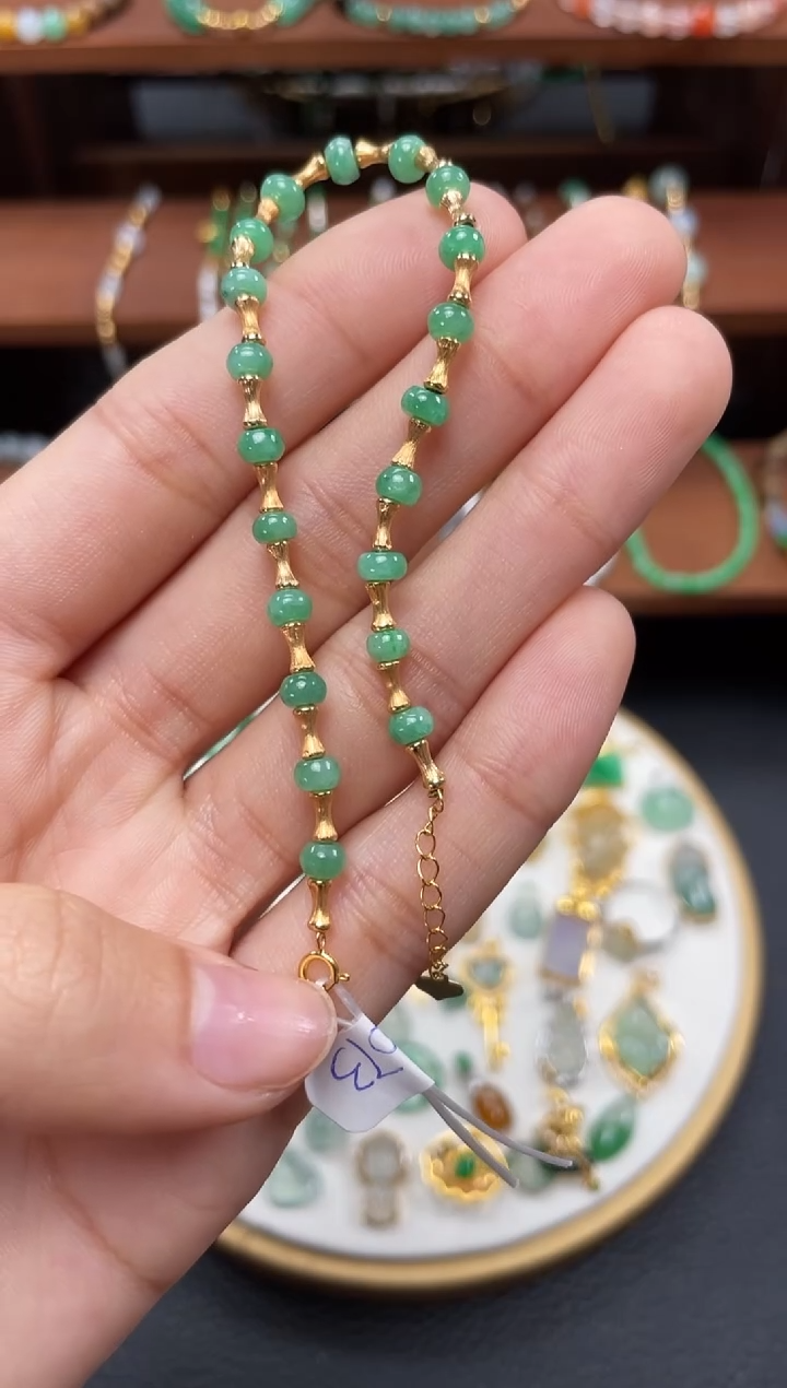 【闪购商品】翡翠套链18K金镶嵌一个   JK640