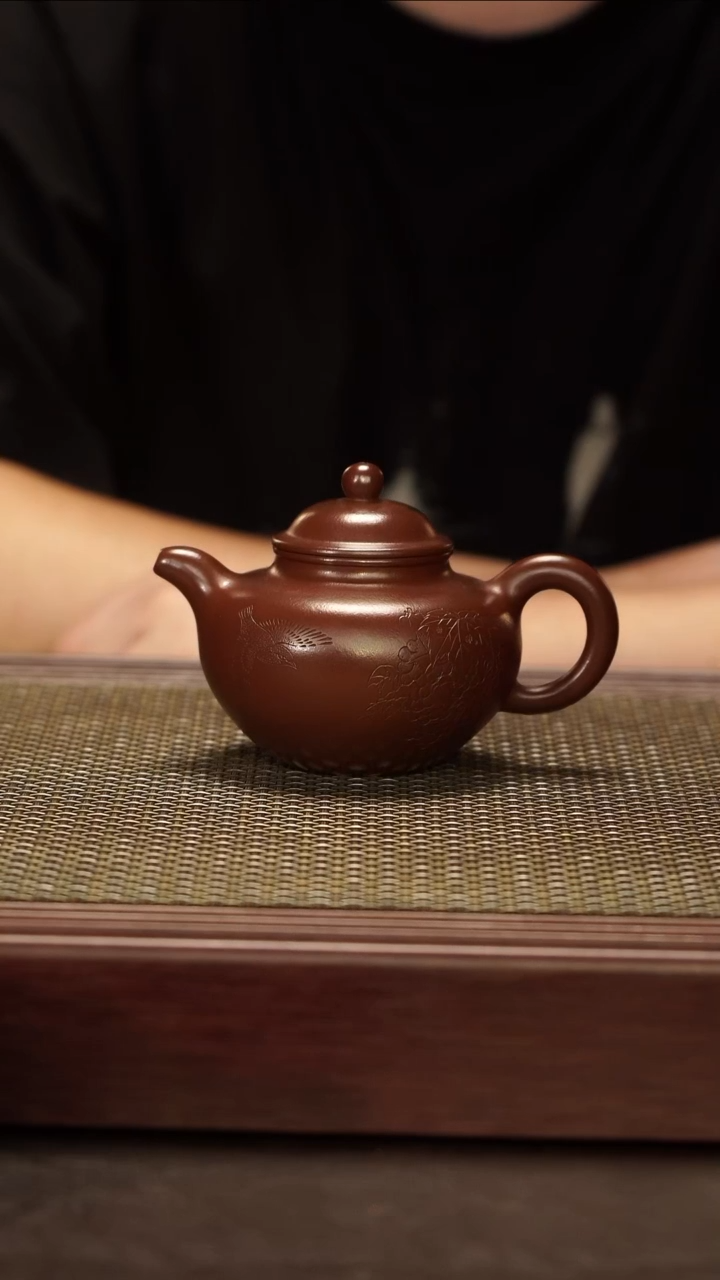 茶壶紫砂【润石堂】精品 莲子 紫朱泥