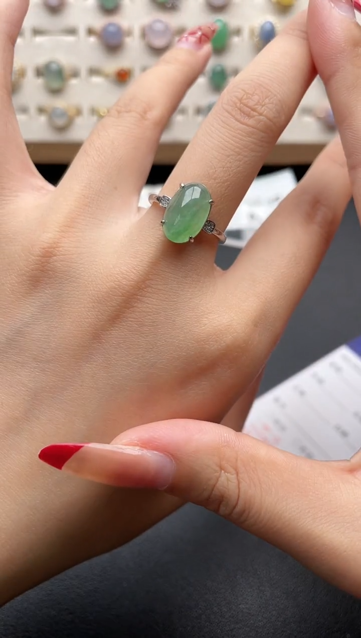 【闪购商品】翡翠戒指银S925镶嵌一物一证一礼盒