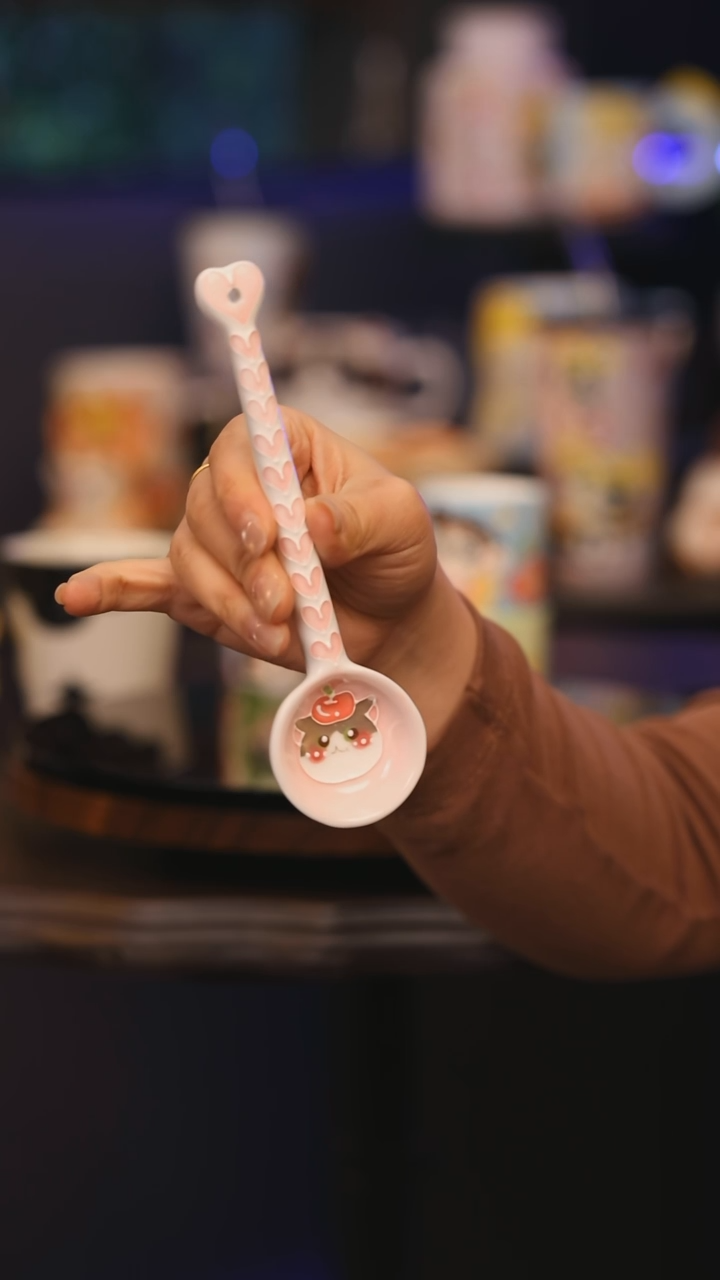 【闪购商品】摆件景德镇釉下彩绘设计师款式陶瓷