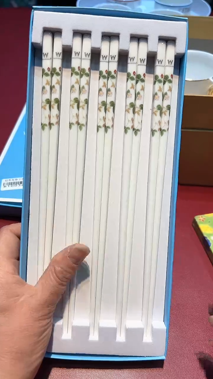 【闪购商品】瓷片11111111111111