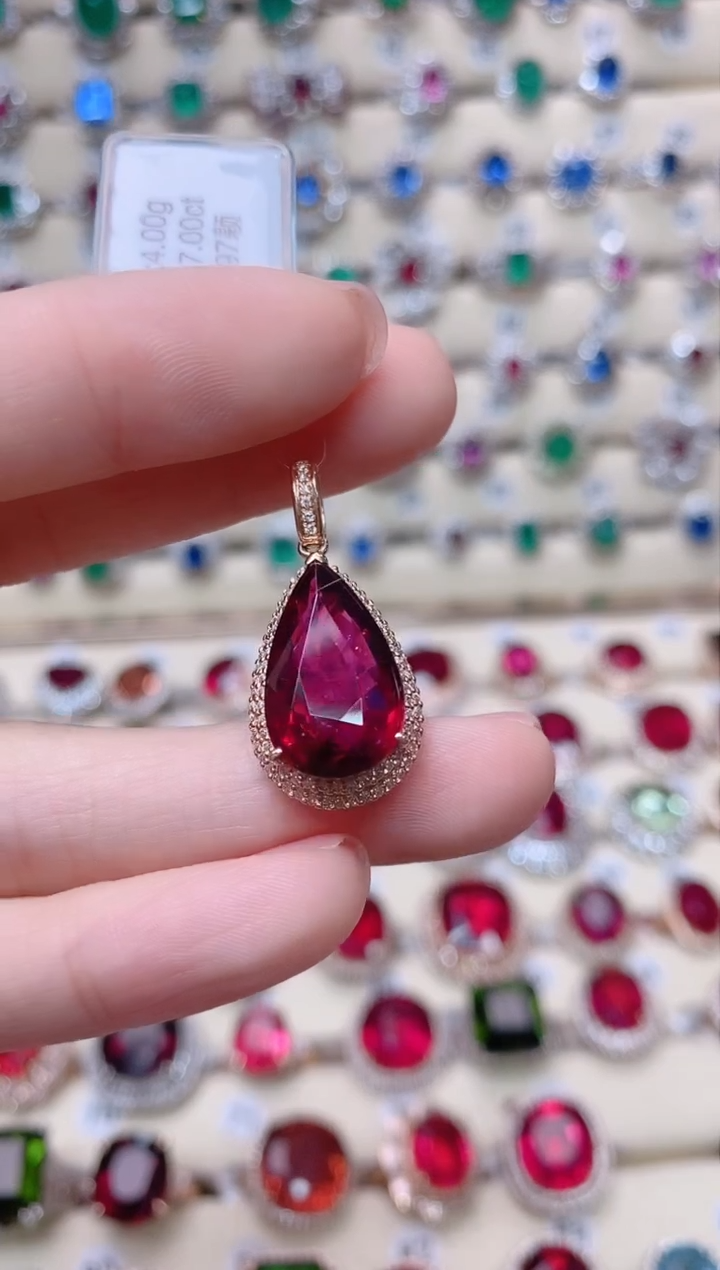 【闪购商品】碧玺18K金吊坠18K金镶嵌1