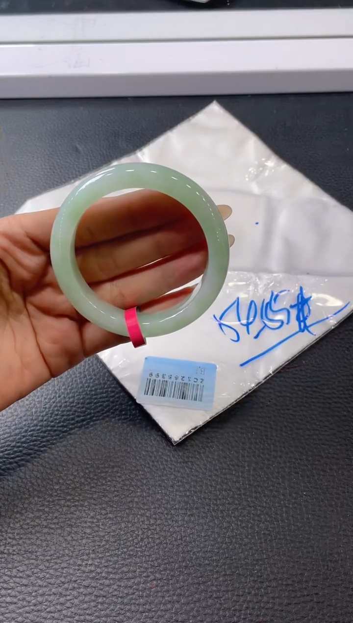 【闪购商品】翡翠手镯未镶嵌手镯