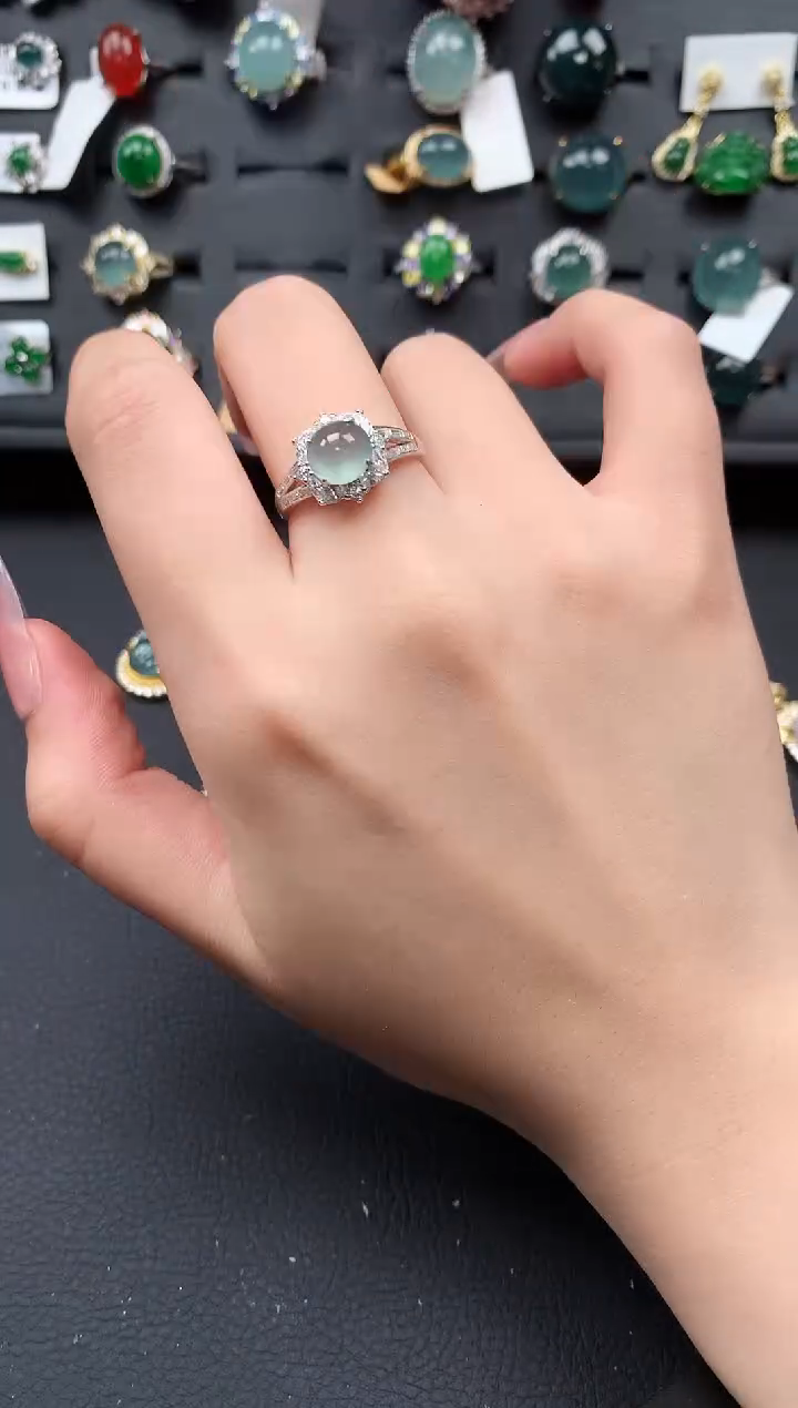 【闪购商品】翡翠戒指银S925镶嵌52141