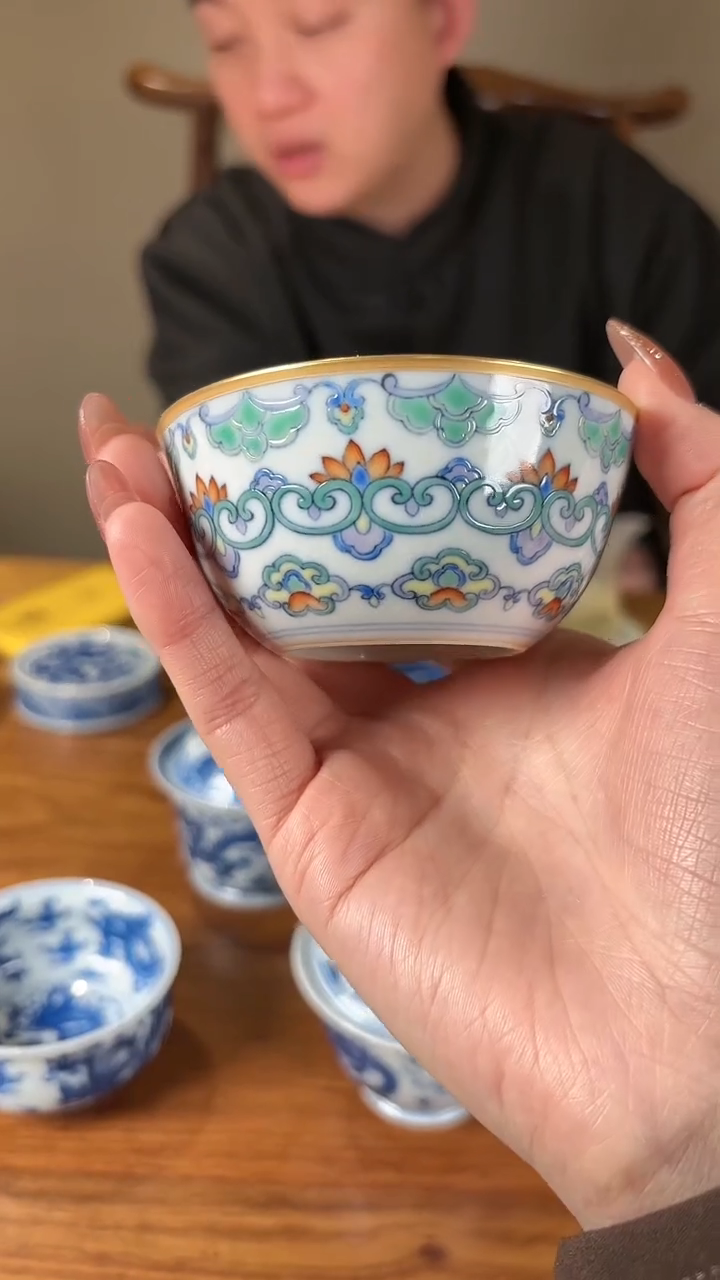 【闪购商品】杯望月怀古青花斗彩宝象