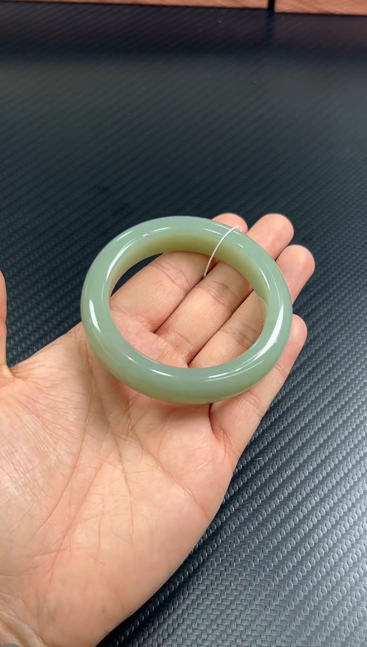 未镶嵌手镯和田玉且末且末蓝微色差52s 